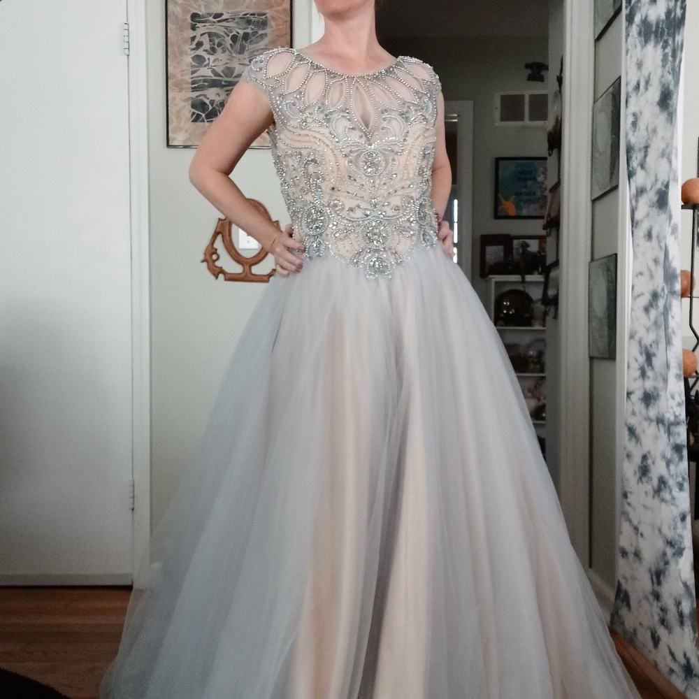 Gorgeous Camille la vie Prom dress ballgown or wedding gown.